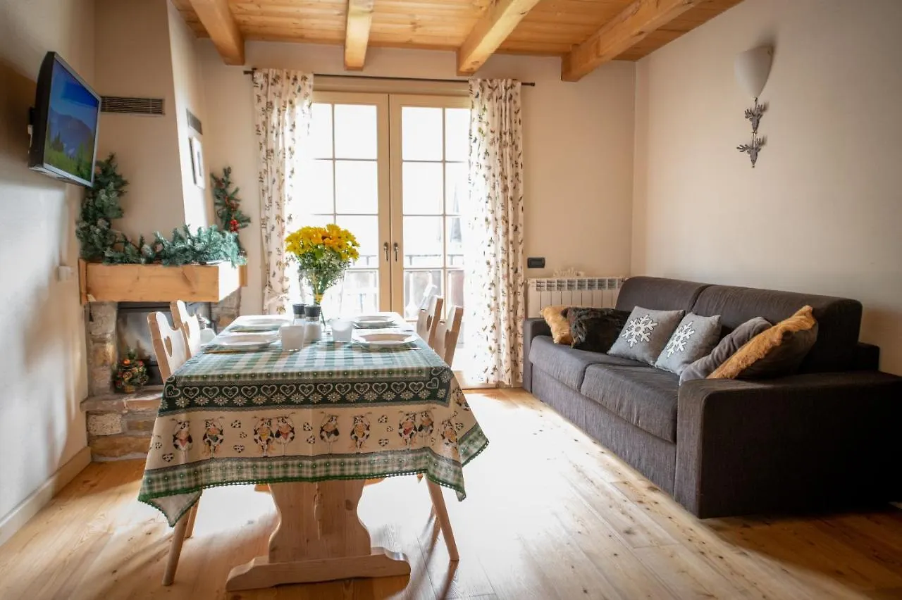 Apartamento Trilocale Alpes: Dimentica L'Auto E Rilassati Ponte Di Legno Italia