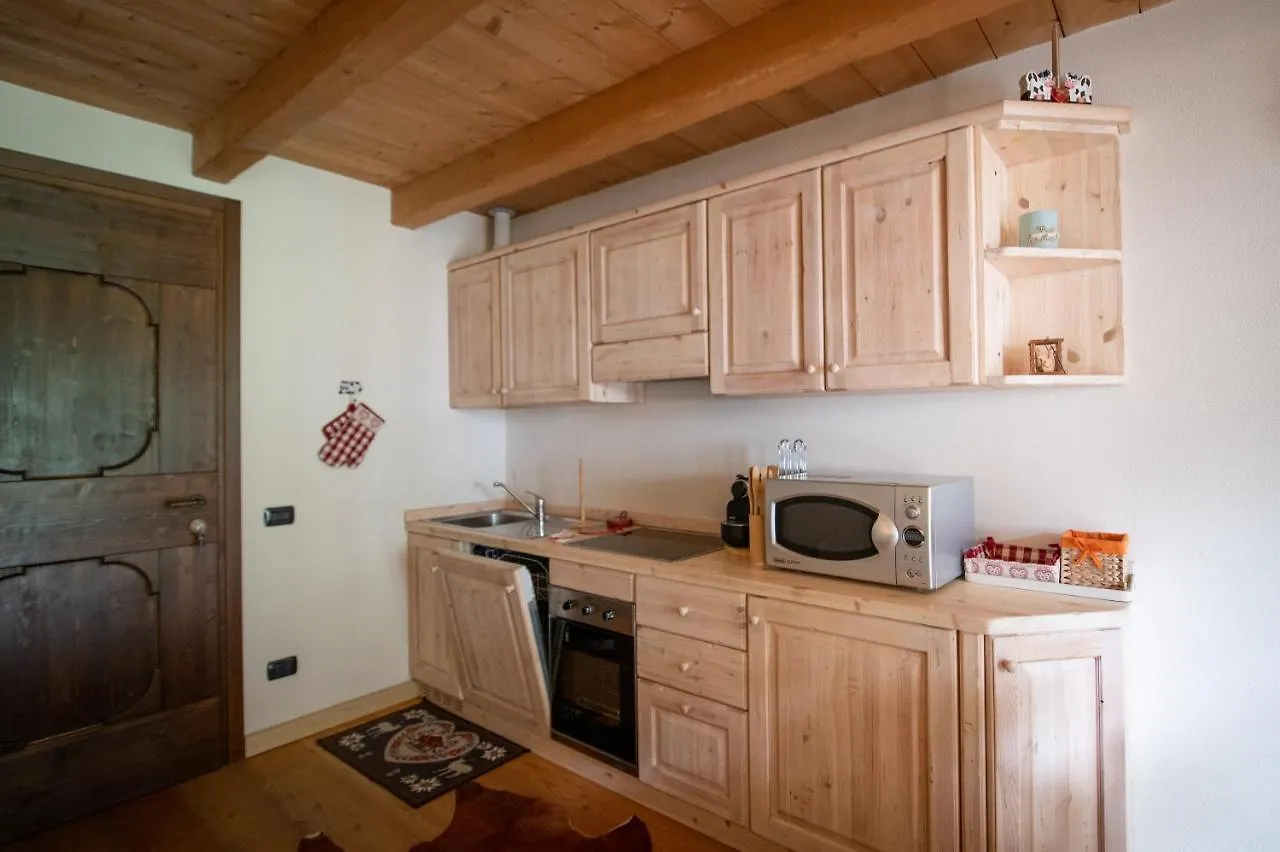 Trilocale Alpes: Dimentica L'Auto E Rilassati Ponte Di Legno Apartment
